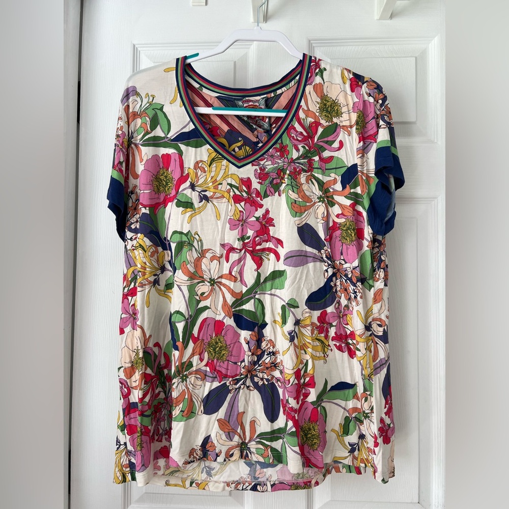 The Janie Favorite T-shirt